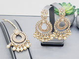 Most Trendy Kundan Tikka  Earrings set /Pearl Mang Tikka Earrings Set/Bridesmaids Tikka earrings set/kundan Tikka set/Indian Jewelry/Indian Wedding Jewelry