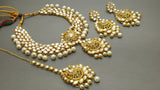 Beautiful High Quality Very Stylish Indian Bollywood Choker Necklace Set.
