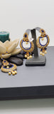 A Stunning Indian jewellery Kundan Tikka Earrings Set