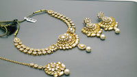 Beautiful New Indian Bollywood Jewelry Choker Necklace Set.
