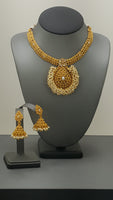 Beautiful Indian Bollywood Jewellery Kundan Pearl Choker Necklace Set.