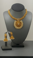 Beautiful Indian Bollywood Jewellery Kundan Pearl Choker Necklace Set.